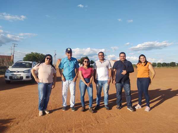 Técnica da Secretaria de Meio Ambiente do Estado do Ceará (SEMA) visita o galpão de reciclagem de Novo Oriente