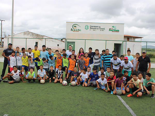 266 crianças e adolescentes estão matriculadas nas Escolinhas de Futebol de Novo Oriente